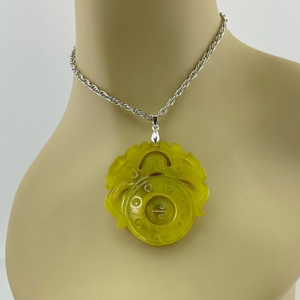 New Jade Dragon Spinner Pendant, Handmade, Yellow Green Jade, Unisex, 24" L - Picture 10 of 10